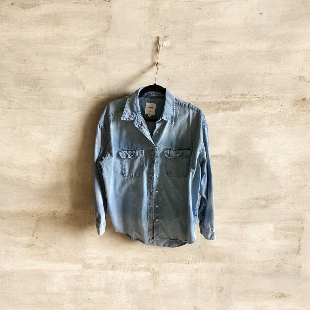 Aerie oversized light‎ wash button down denim